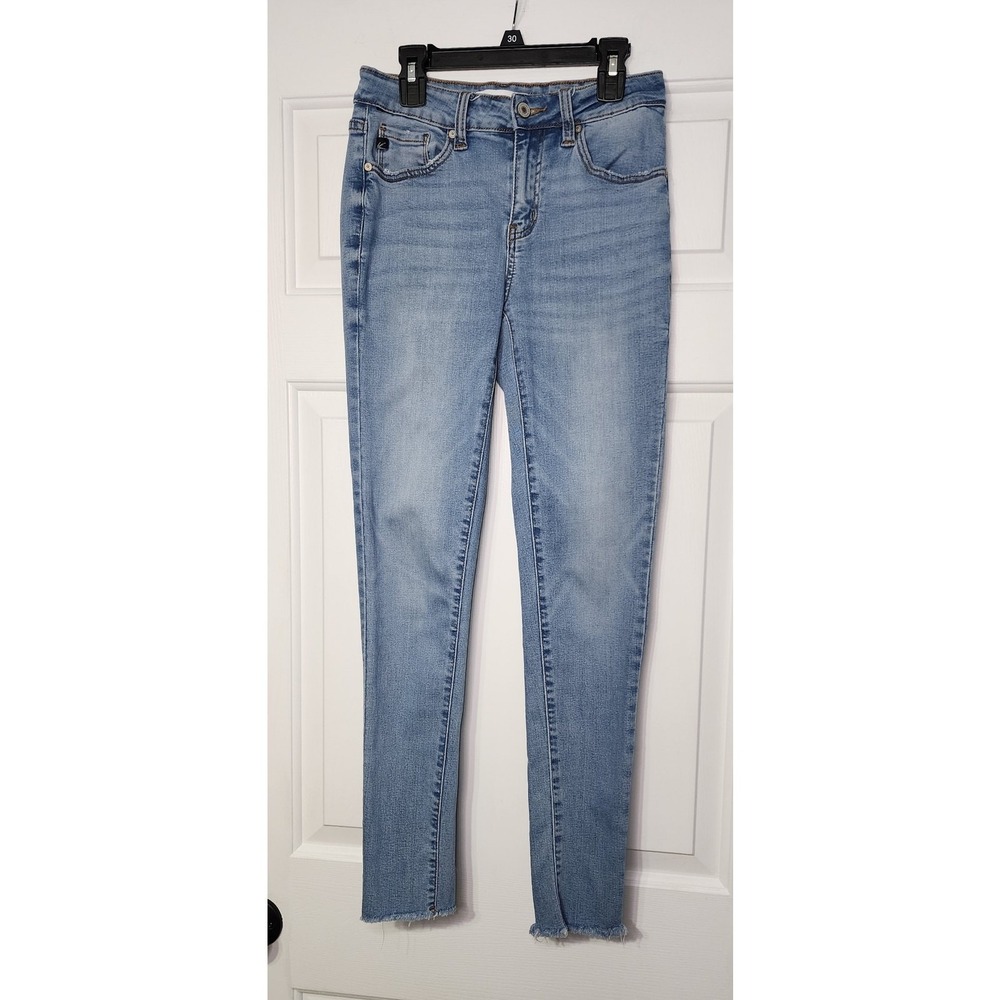 Kancan Skinny jeans Raw Hem Size 26 light wash